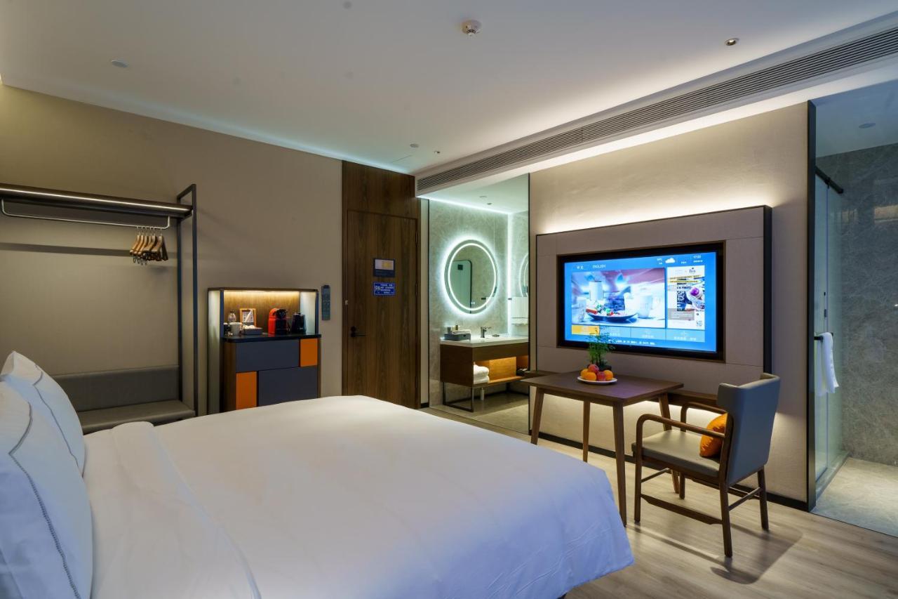 Urcove By Hyatt Futian Cbd Hotel Shenzhen Exterior photo